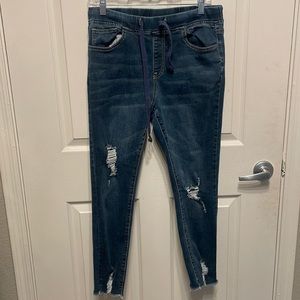 YMI Jogger Denim (distressed) size M (7-8)